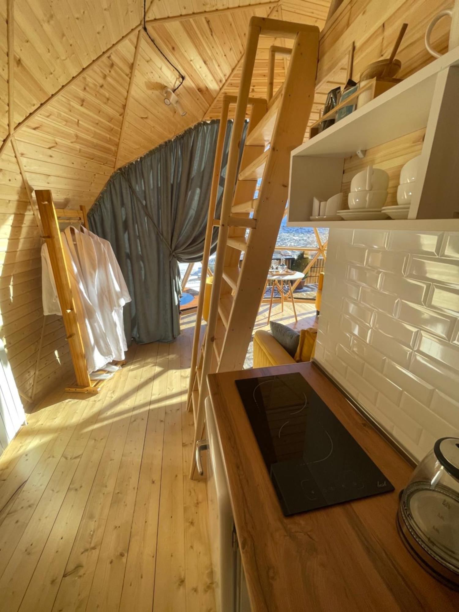 Вілла Gabua Glamping Степанцмінда Екстер'єр фото