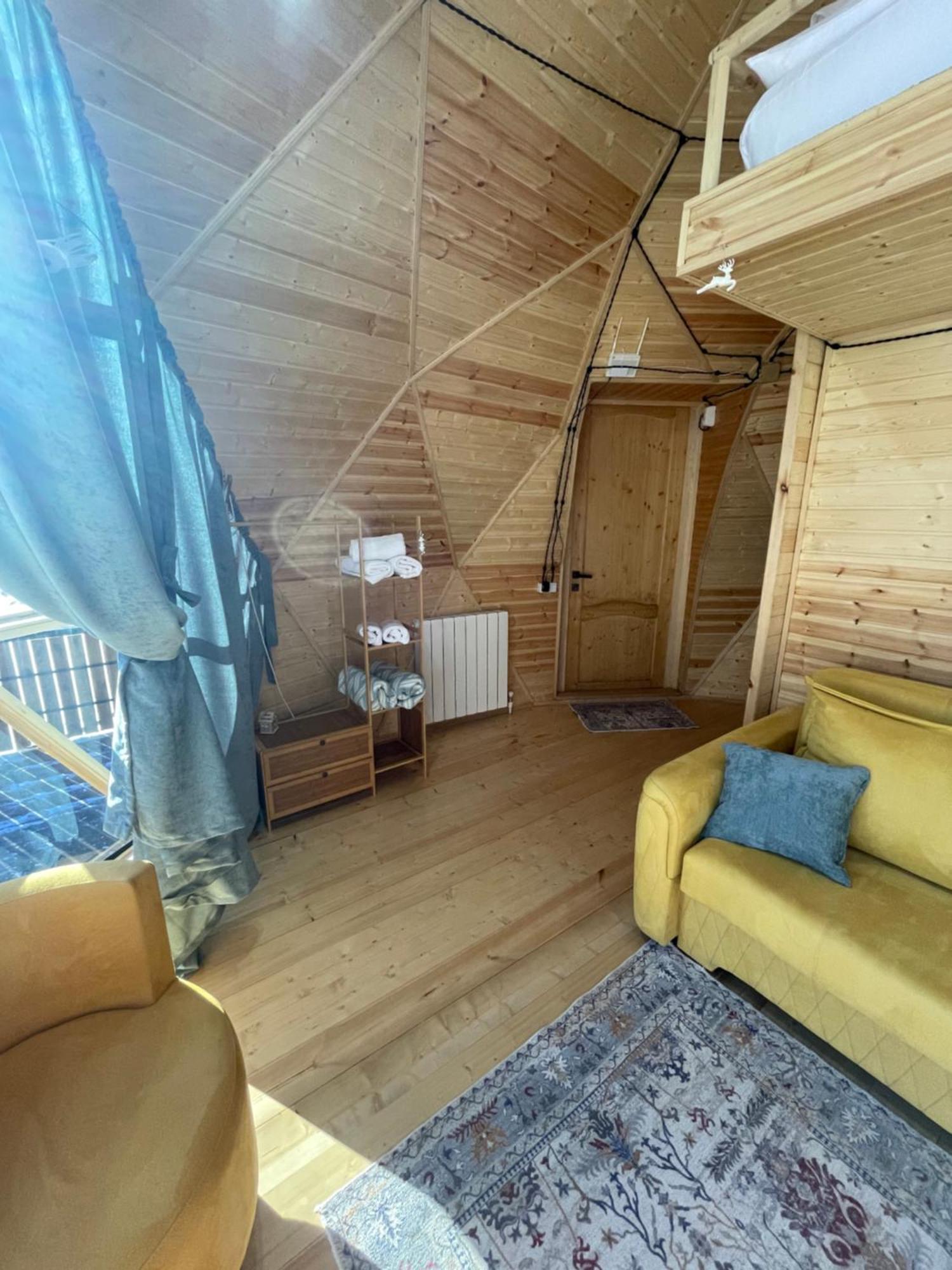 Вілла Gabua Glamping Степанцмінда Екстер'єр фото